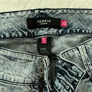 Torrid jegging